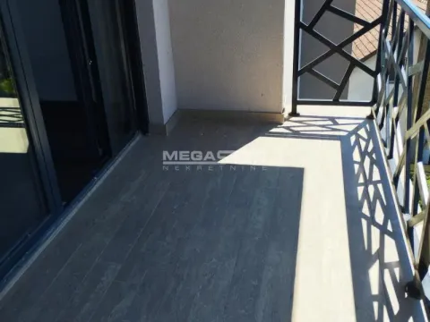 Rent, two bedroom apartment, 70m², Pančevo, Srbija - image 17