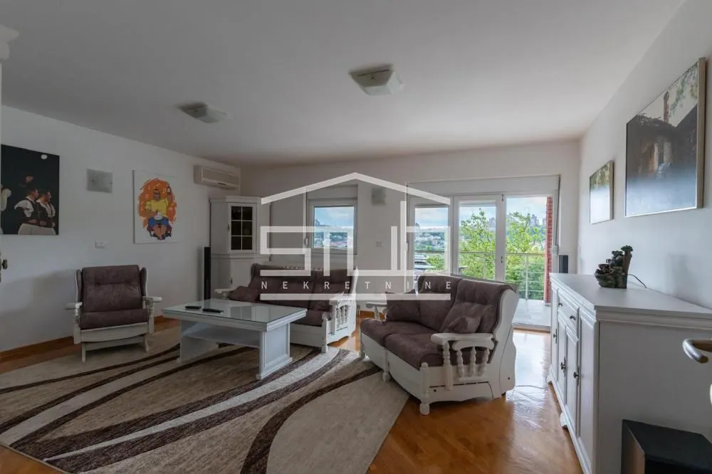 Sale, house, 500m², Rakovica, Beograd