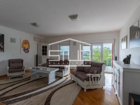 Sale, house, 500m², Rakovica, Beograd - image 6