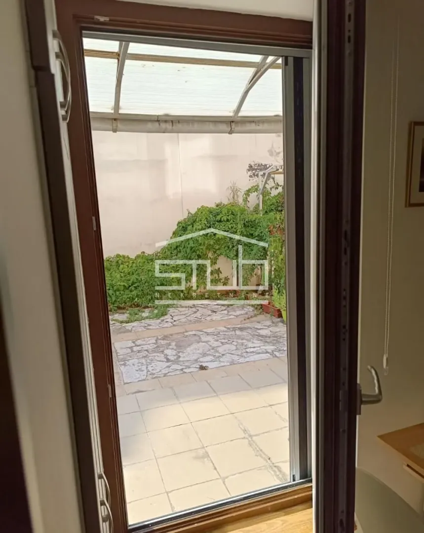 Rent, two bedroom apartment, 38m², Bulbulder, Zvezdara Sve Podlokacije