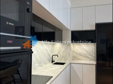 Izdavanje, trosoban stan, 86m², Savski Venac, Beograd - image 3