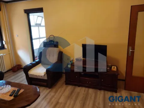 Sale, three bedroom apartment, 80m², Višnjička Banja, Palilula Sve Podlokacije - image 3