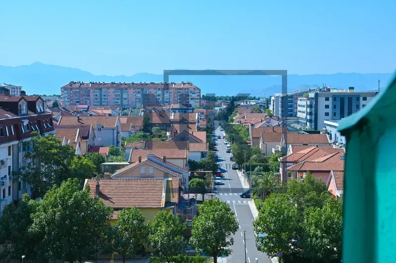 Prodaja, dvosoban stan, 95m², Stari Aerodrom, Podgorica