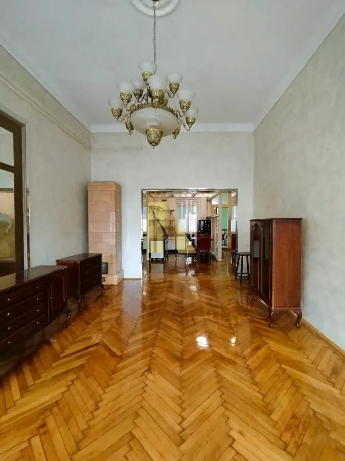 Izdavanje, poslovni prostor, 62m², Centar, Novi Sad