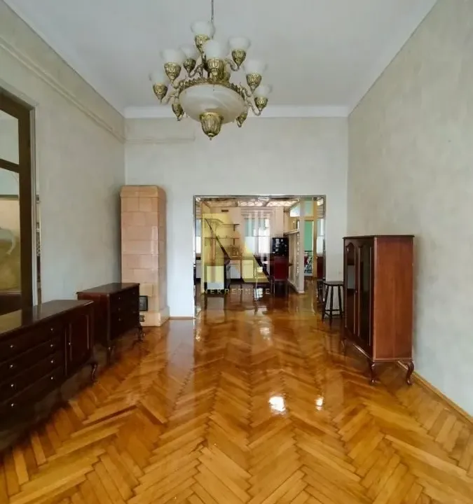 Izdavanje, poslovni prostor, 62m², Centar, Novi Sad