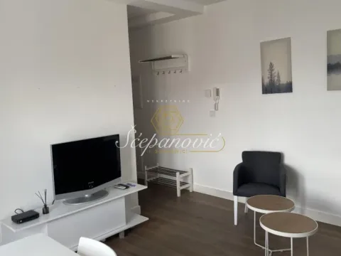 Prodaja, četvorosoban stan, 78m², Centar, Novi Sad - image 3