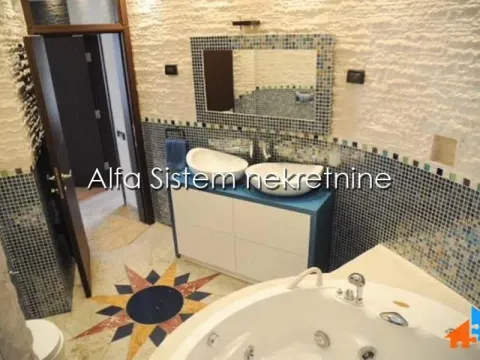 Izdavanje, trosoban stan, 155m², Neimar, Vračar Sve Podlokacije - image 27