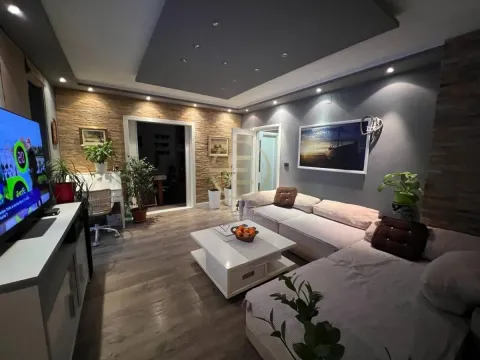 Prodaja, trosoban stan, 81m², Detelinara, Novi Sad Sve Podlokacije - image 2