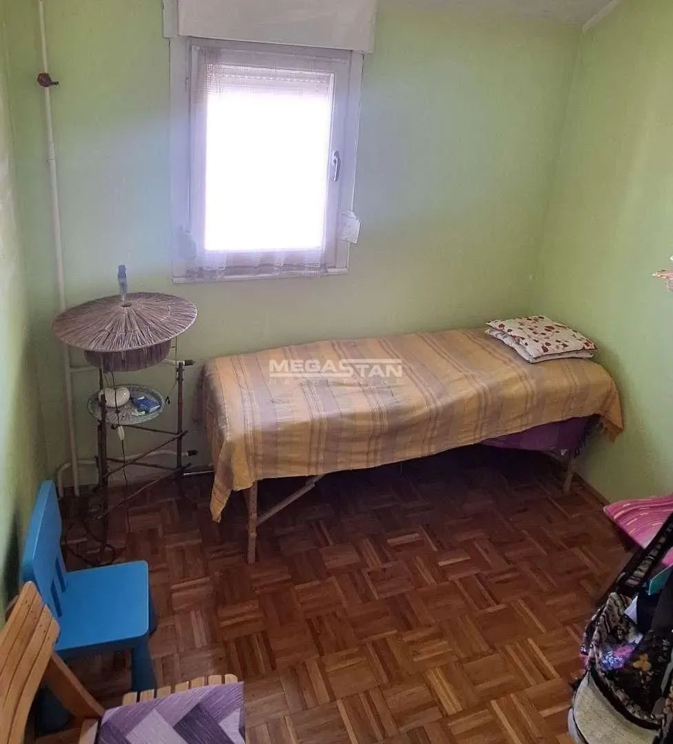 Sale, three bedroom apartment, 88m², Novi Beograd Blok 72, Novi Beograd Sve Podlokacije