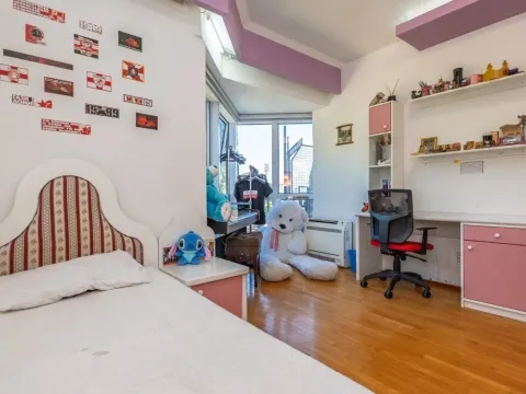 Sale, three bedroom apartment, 136m², Podgorica, Crna Gora - image 8