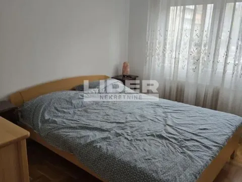Izdavanje, trosoban stan, 85m², Vračar Hram, Vračar Sve Podlokacije - image 7