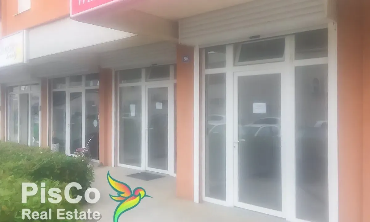 Izdavanje, poslovni prostor, 40m², Stari Aerodrom, Podgorica