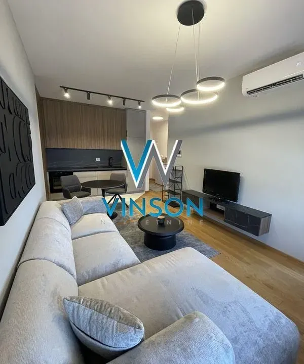 Izdavanje, jednosoban stan, 40m², Centar, Novi Sad