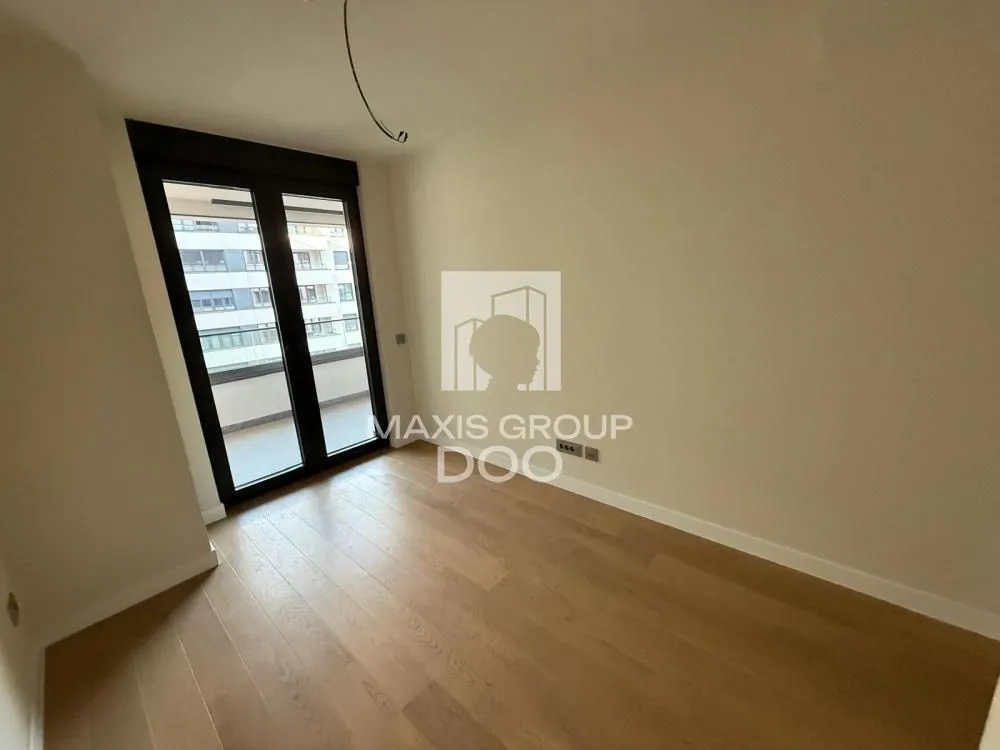 Izdavanje, trosoban stan, 73m², Novi Beograd Blok 65, Novi Beograd Sve Podlokacije