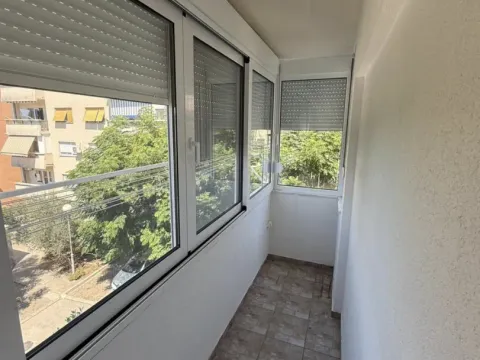 Prodaja, dvosoban stan, 52m², Centar, Tivat - image 3
