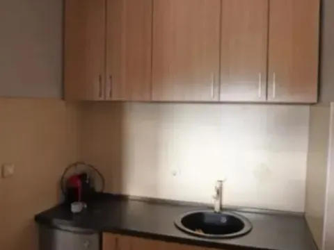 Prodaja, jednosoban stan, 32m², Stari Aerodrom, Podgorica - image 3