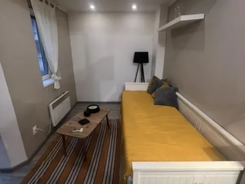 Rent, one bedroom apartment, 25m², Stari Grad, Beograd - image 4