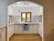 Izdavanje, kuća, 140m², Katun Reževići, Budva - image 11