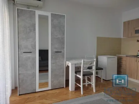 Izdavanje, garsonjera, 26m², Jagodina, Srbija - image 4