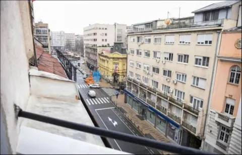 Izdavanje, trosoban stan, 74m², Stari Grad, Beograd - image 14