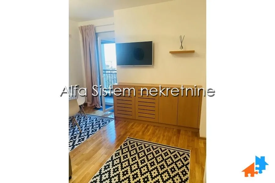 Rent, two bedroom apartment, 43m², Tašmajdan, Palilula Sve Podlokacije