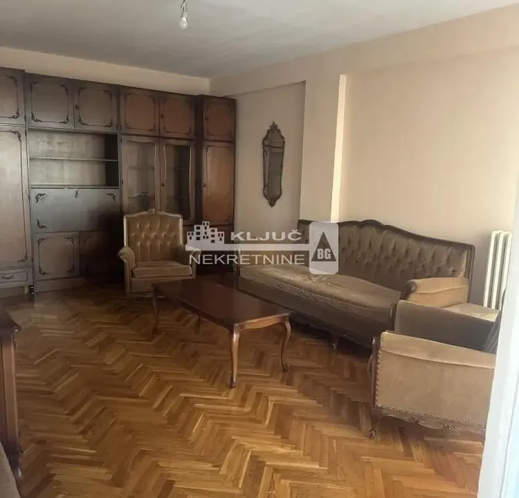 Izdavanje, dvosoban stan, 60m², Kalenić Pijaca, Vračar Sve Podlokacije