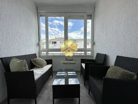 Izdavanje, trosoban stan, 105m², Zagorič, Podgorica - image 14