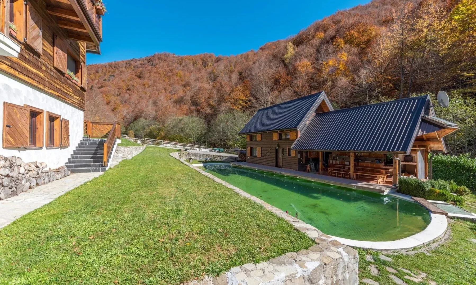 Prodaja, kuća, 550m², Podgorica, Crna Gora
