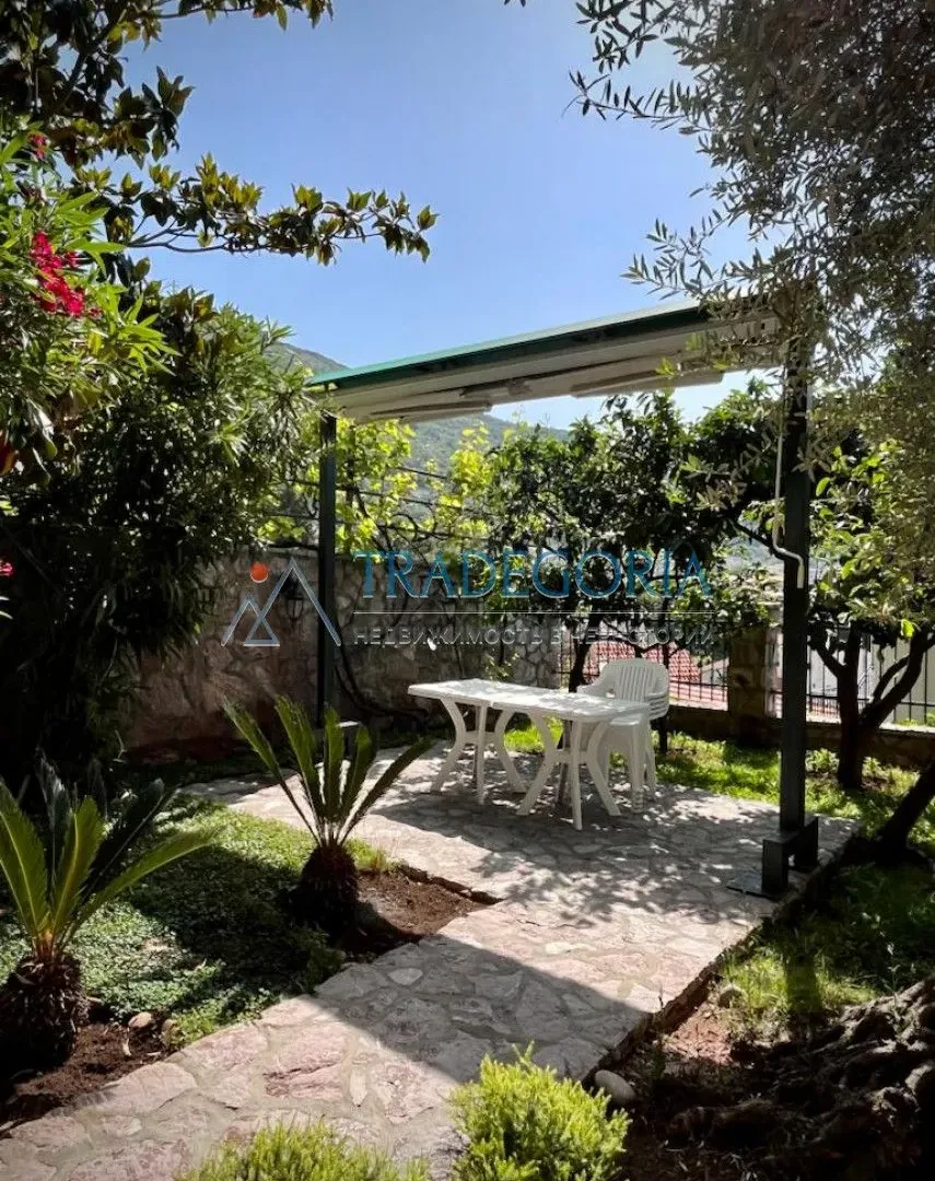 Prodaja, kuća, 260m², Petrovac, Budva
