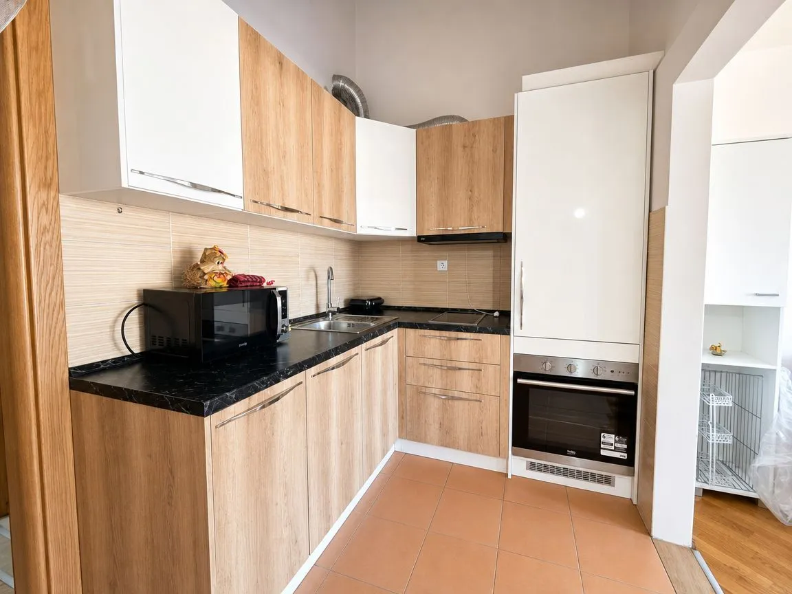 Prodaja, dvosoban stan, 77m², Budva, Crna Gora