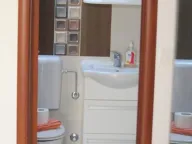 Izdavanje, dvosoban stan, 80m², Centar, Tivat - image 15