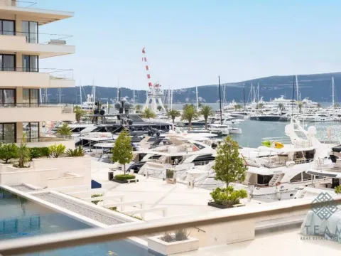 Prodaja, jednosoban stan, 81m², Porto Montenegro, Tivat - image 15