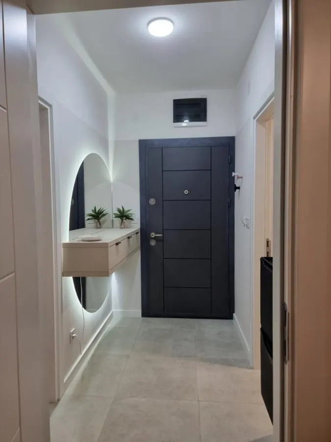 Rent, one bedroom apartment, 46m², Centar, Tivat
