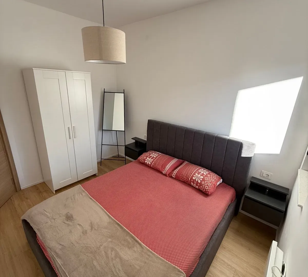 Izdavanje, jednosoban stan, 39m², Centar, Kolašin