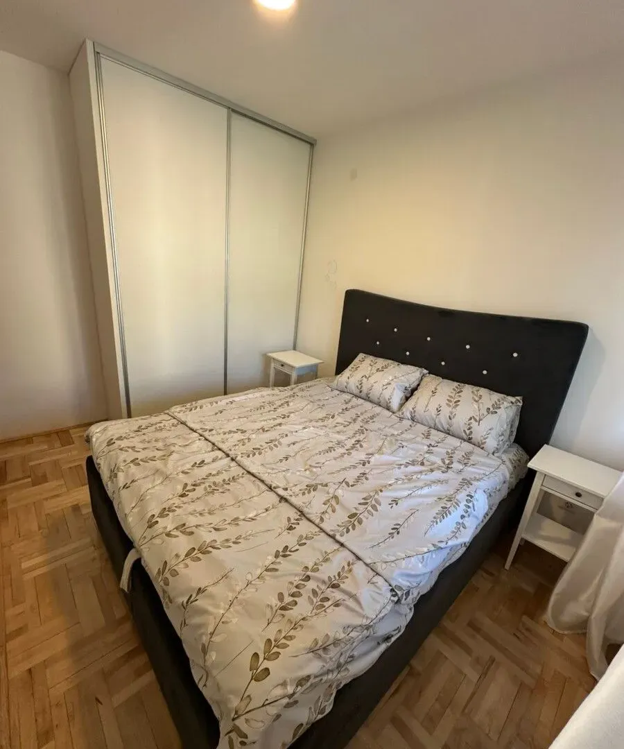 Izdavanje, jednosoban stan, 40m², Ljubović, Podgorica