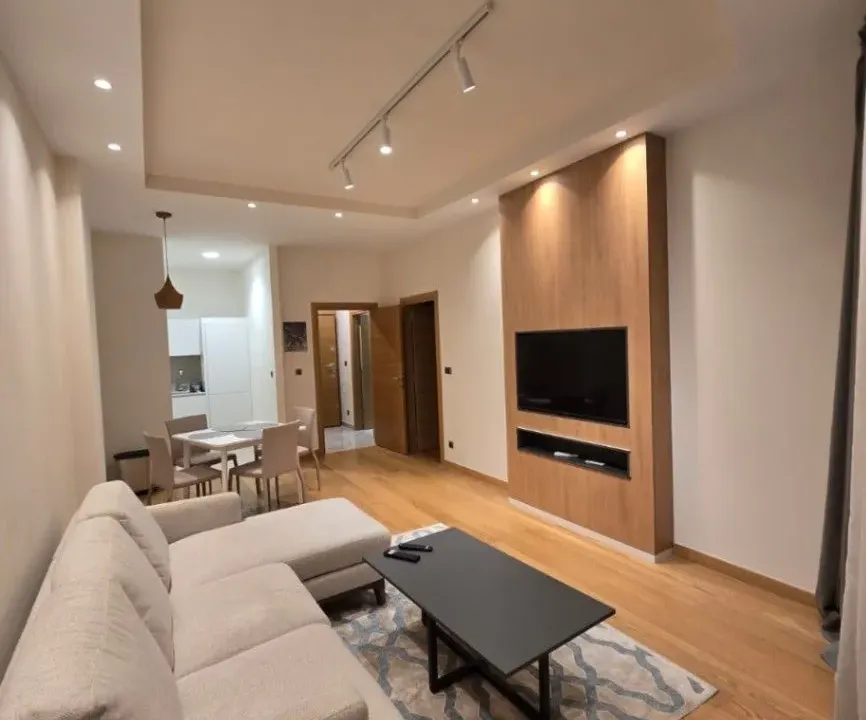 Izdavanje, jednosoban stan, 48m², Kod Capital Plaze, Podgorica