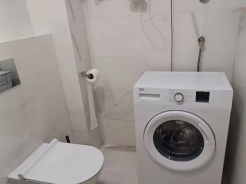 Izdavanje, jednosoban stan, 41m², Central Point, Podgorica - image 5