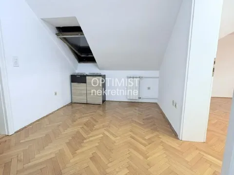 Izdavanje, četvorosoban stan, 84m², Hadzipopovac, Palilula Sve Podlokacije - image 10