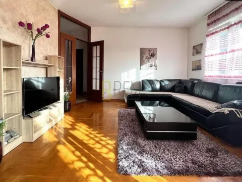 Rent, two bedroom apartment, 78m², Stari Aerodrom, Podgorica