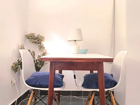 Izdavanje, garsonjera, 25m², Lazi, Budva - image 8