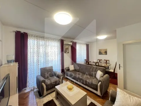 Izdavanje, dvosoban stan, 70m², Preko Morače, Podgorica - image 2