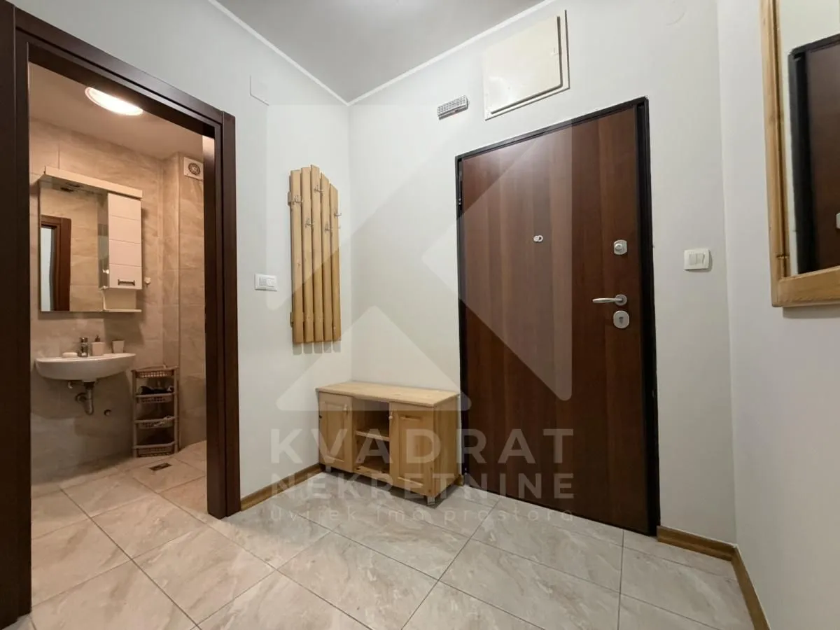 Izdavanje, jednosoban stan, 43m², Ljubović, Podgorica