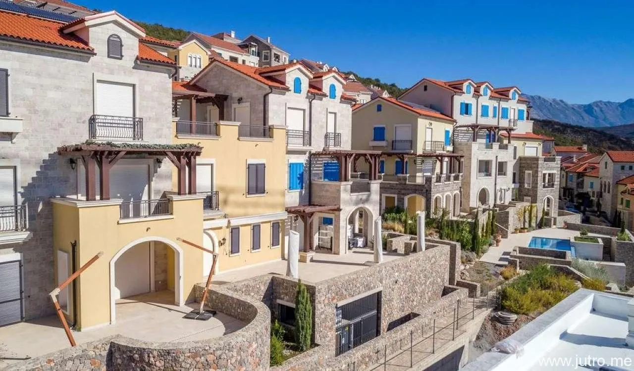Prodaja, jednosoban stan, 55m², Luštica, Tivat