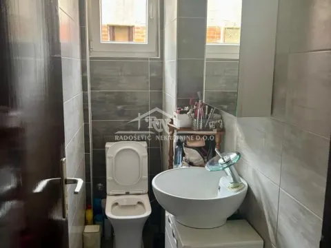 Sale, four bedroom apartment, 106m², Vidikovački venac, Rakovica - image 8