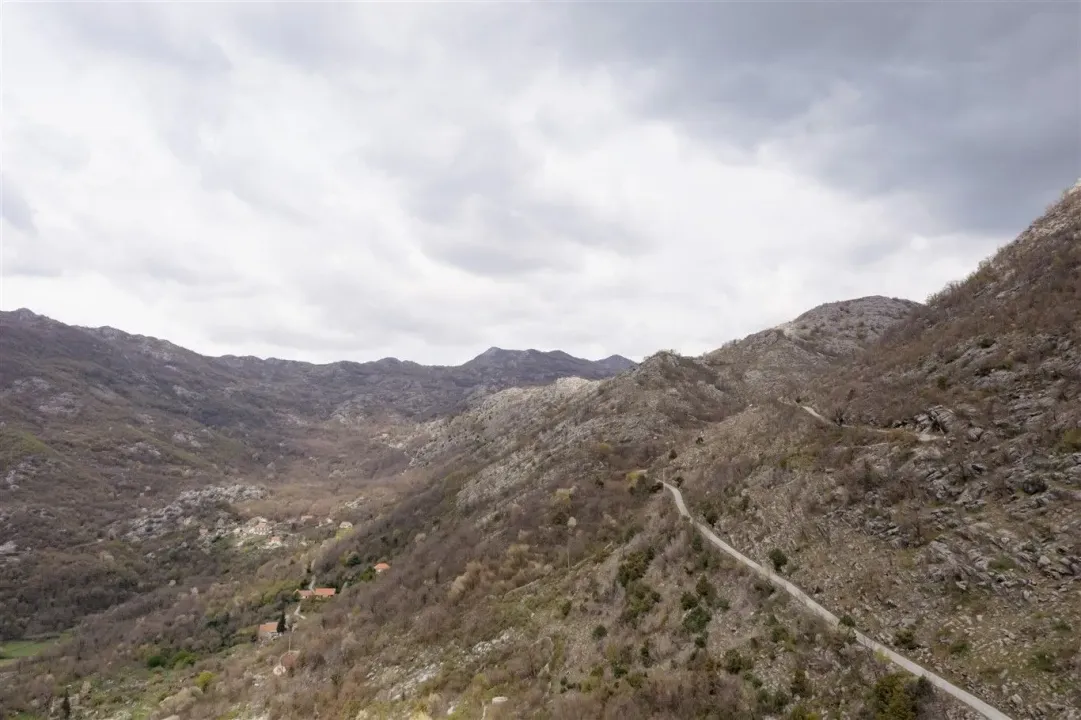 Prodaja, plac, 206547m², Đinovići, Cetinje