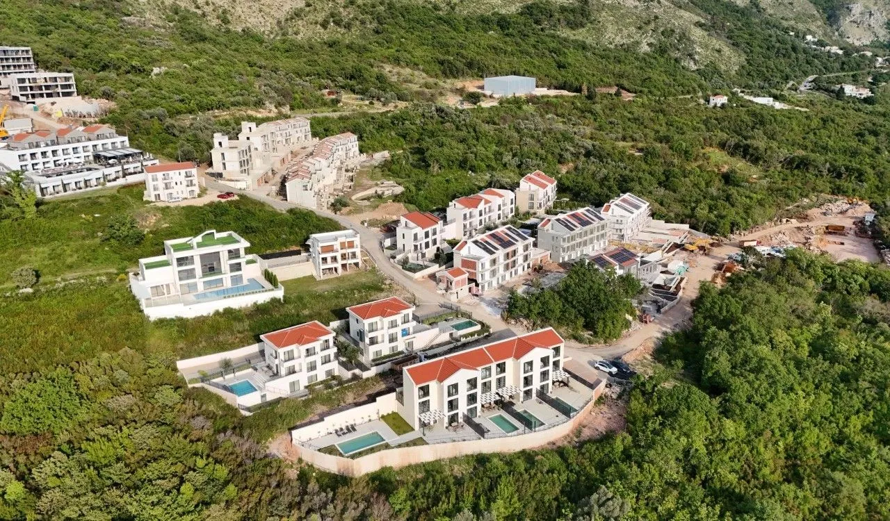 Prodaja, plac, 957m², Reževići, Budva