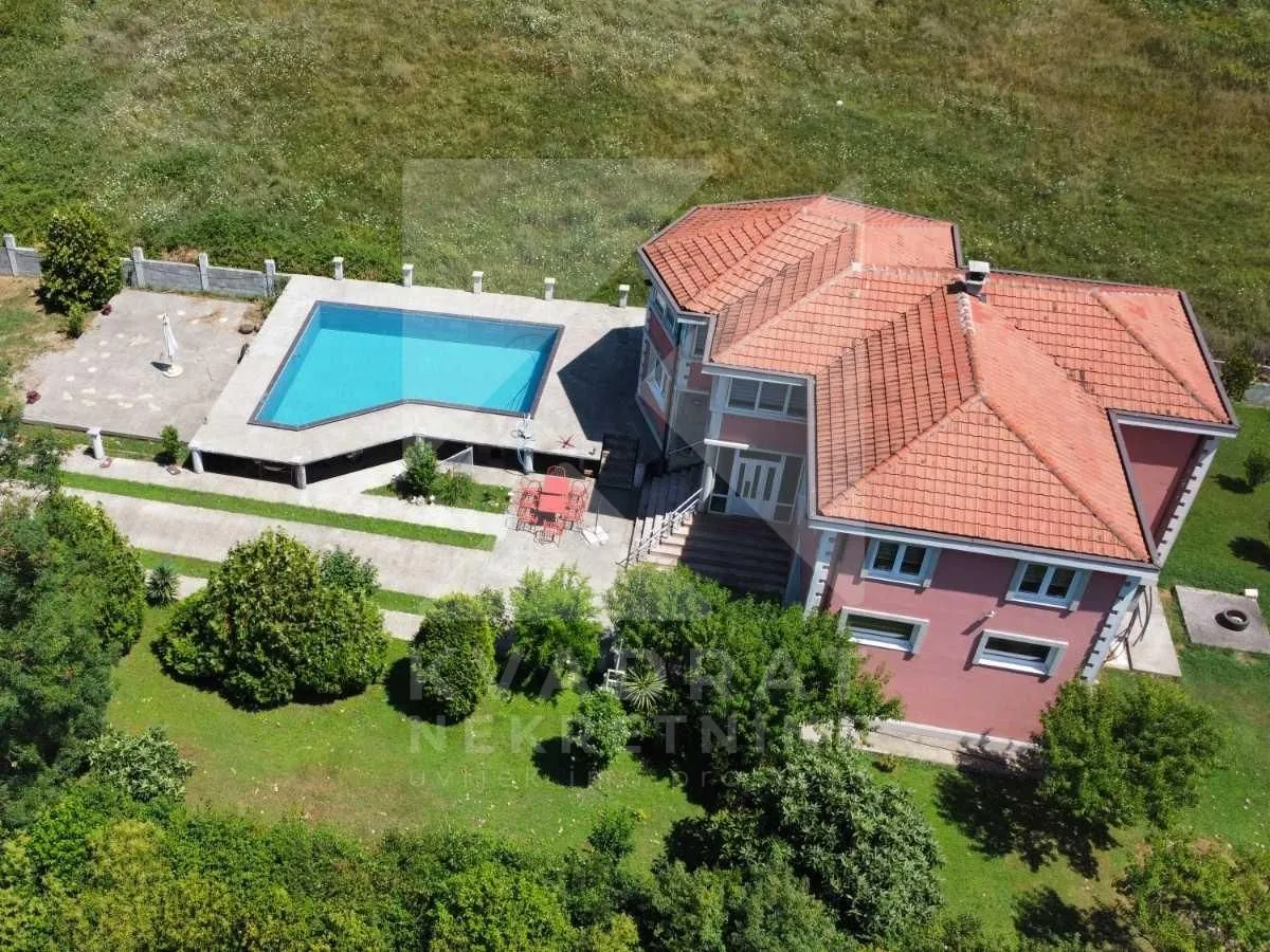 Prodaja, kuća, 350m², Kosić, Danilovgrad