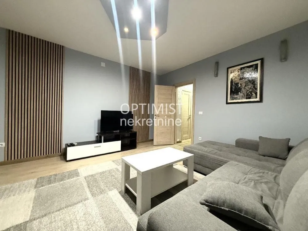 Izdavanje, jednosoban stan, 34m², Skadarlija, Beograd