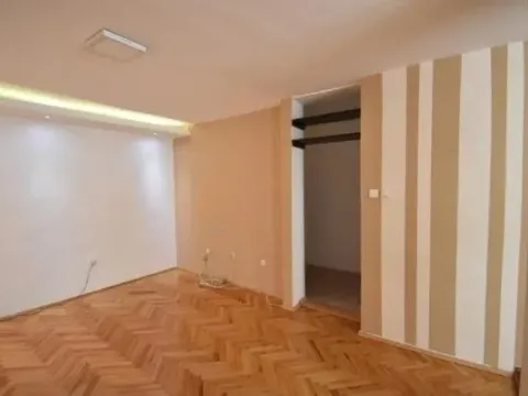 Prodaja, jednosoban stan, 58m², Blok 6, Podgorica - image 4