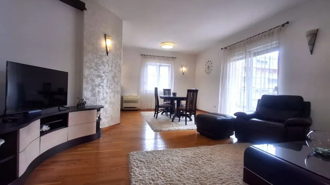 Izdavanje, stan, 120m², City Kvart, Podgorica